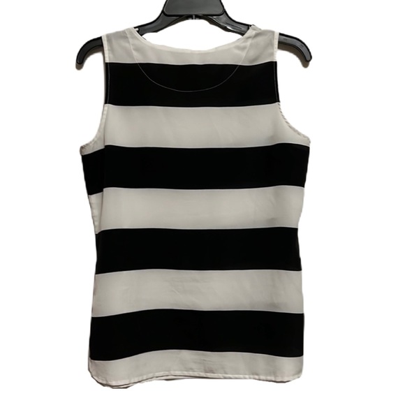 Ann Taylor LOFT Scoop Neckline, Sleeveless Top, Colors Black and White, Size Sm - Picture 2 of 4